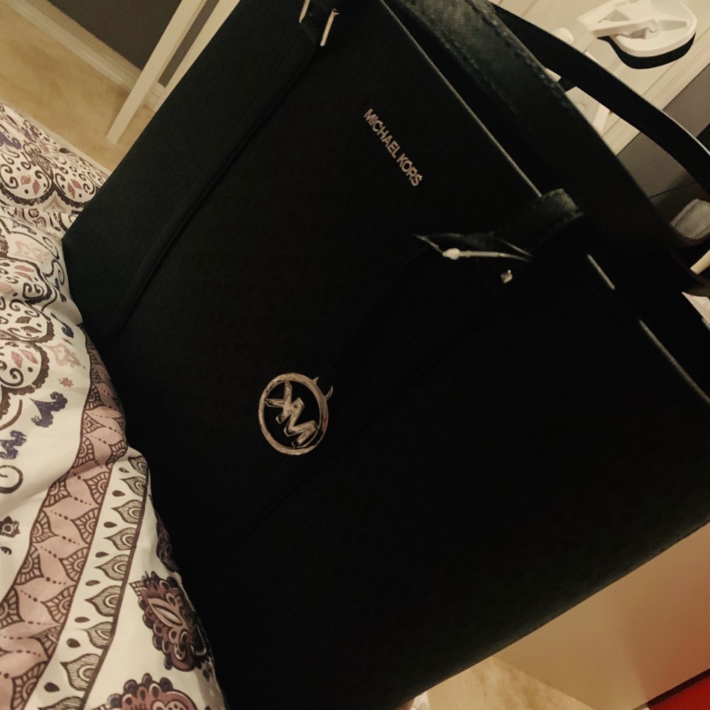 Michael Kors tote